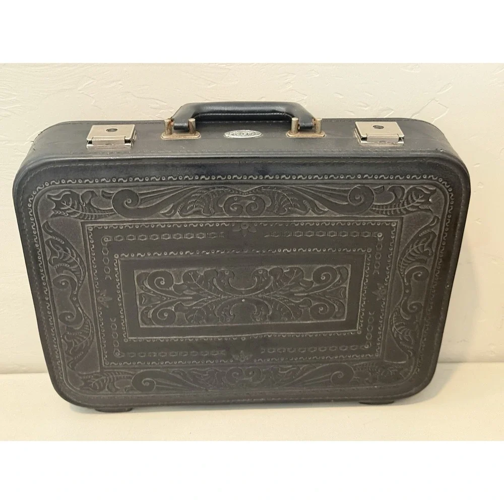 VTG Mike-Mike El Salvador Case Hardshell Tooled Leather Style Luggage Embossed